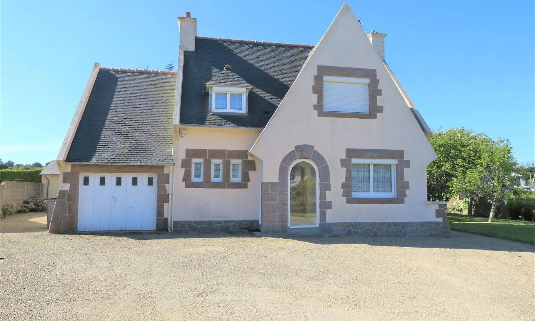 Maison A 500M De La Mer Et A 100M Des Commerces A Tregastel - Ref 20